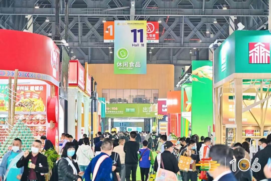 官方直播与合作媒体帮助观众线上“云逛展”
