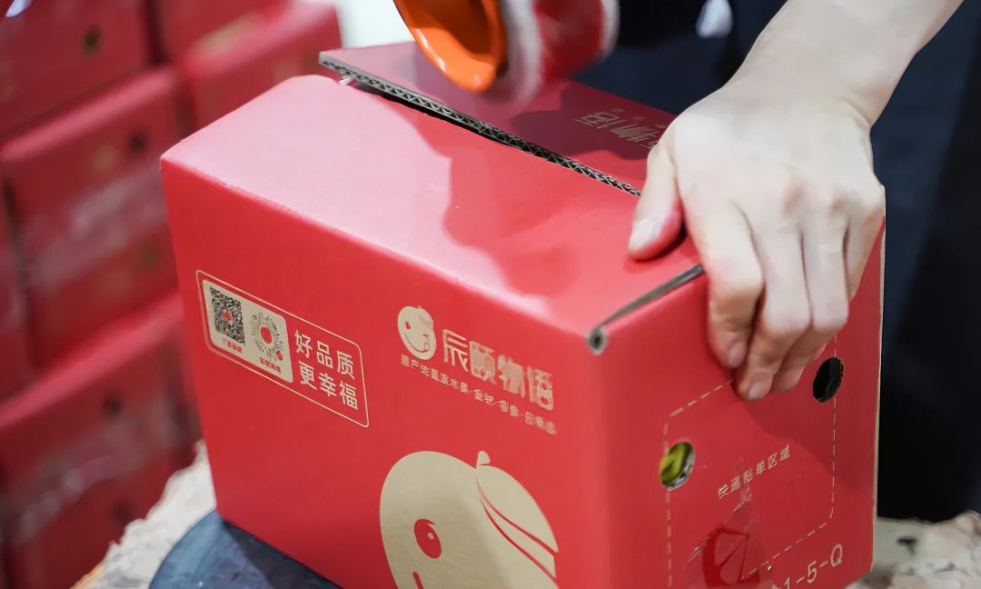 为确保产品品质，辰颐物语在源头把控、用户共选、专业运输、极致服务及权威认证等方面下足了功夫。